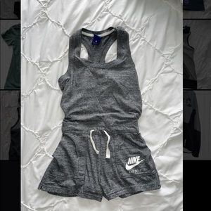 Nike romper